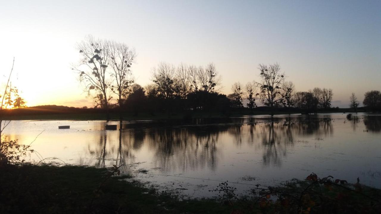 Vaintan B&B Dragey ภายนอก รูปภาพ